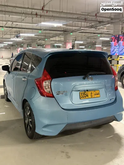 Nissan Versa SR 2