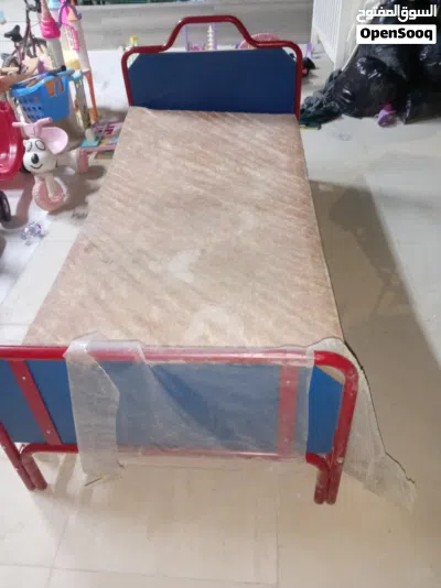 تخوت حديد للبيع بسعر مغري 2