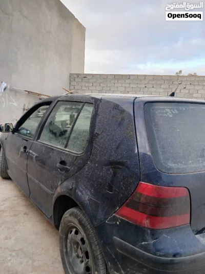 السلام عليكم السياره للبيع بالقطعه 4