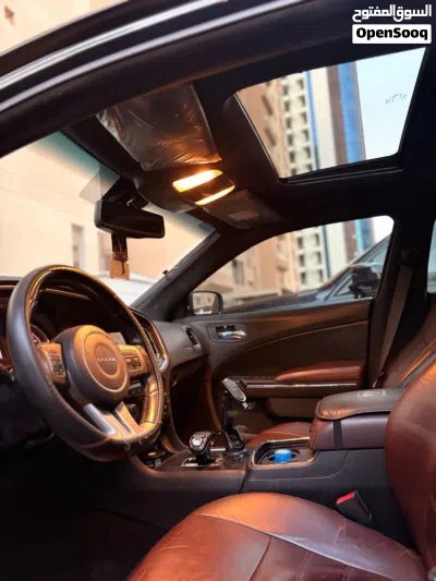 دودج تشارجر SXT Plus 4