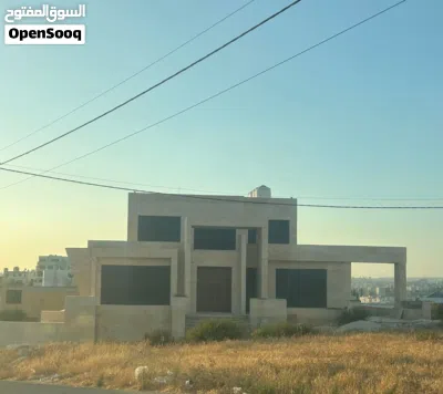 ڤيلا بناء جديد و مستقلة طابقين و روف من المالك مباشرة بناء خاص و ليس تجاري بموقع على شارعين- الظهير 4
