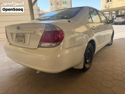 Toyota Camry GL 2