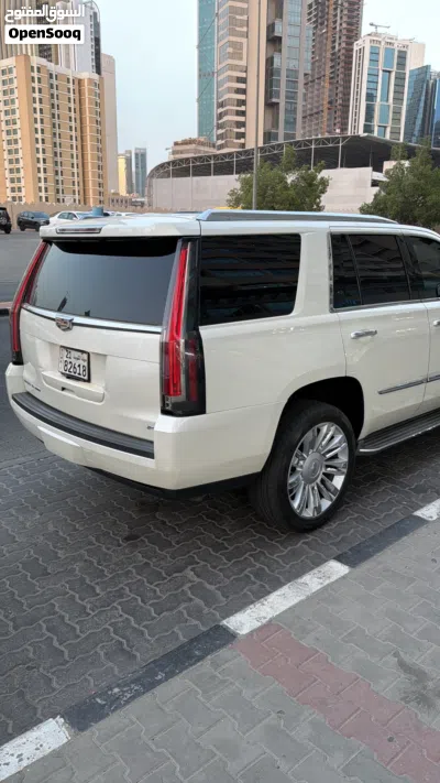 Cadillac Escalade ESV Platinum 2