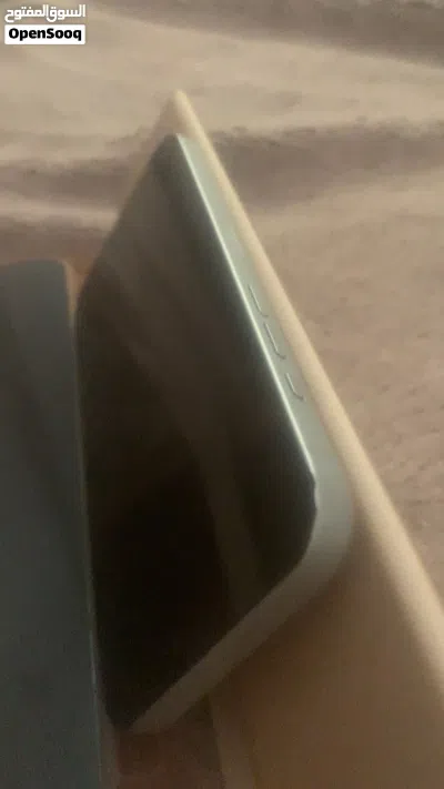 للبيع 17برو ماكس 3