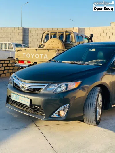 Toyota Camry XLE 2