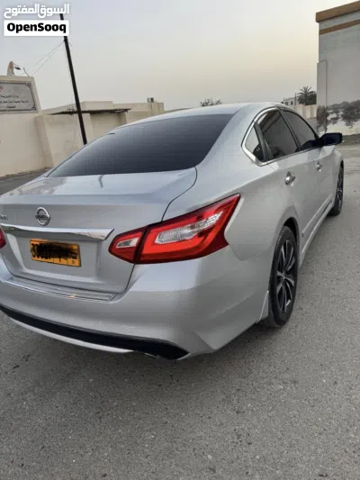 Nissan Altima SV 3