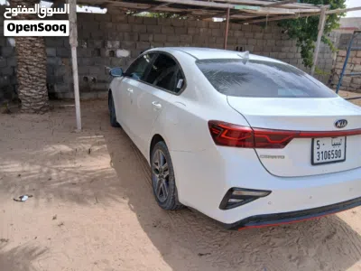 كيا سيراتو GT-Line 3