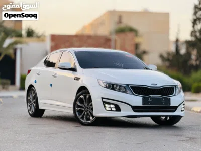 Kia K5 EX 2