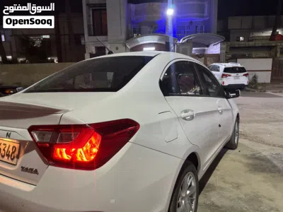 بروتون ساجا Standard 4