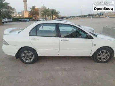 Mitsubishi Lancer Standard 2