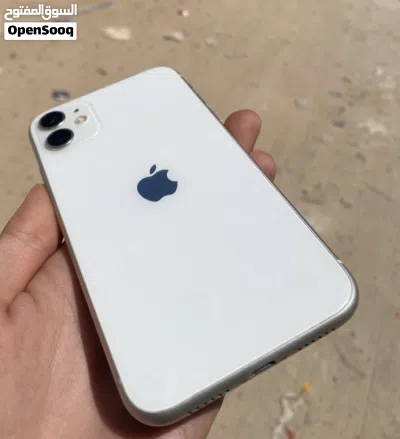 ايفونً 11 لتبديل بي بلايستيشن4 او البيع 4