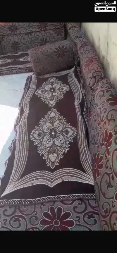 جلسه عربيه للبيع مستعلمه ونضيفه وسعر مناسب جدا جدا 4دوشك و7مسند ضهر و2تكيه ضهر 3