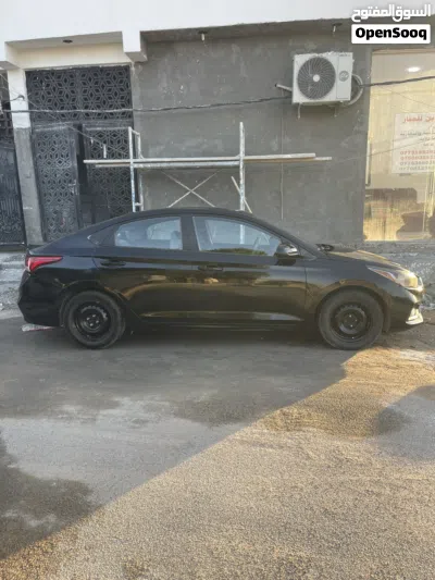 Hyundai Accent GL 3