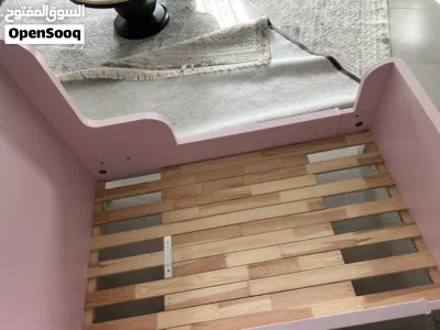 2 kids beds 4