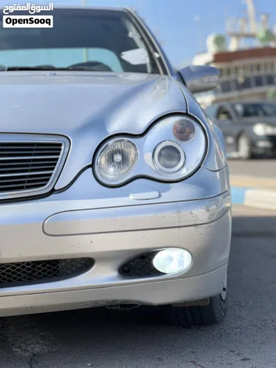 مرسيدس بنز الفئة-C C 240 3