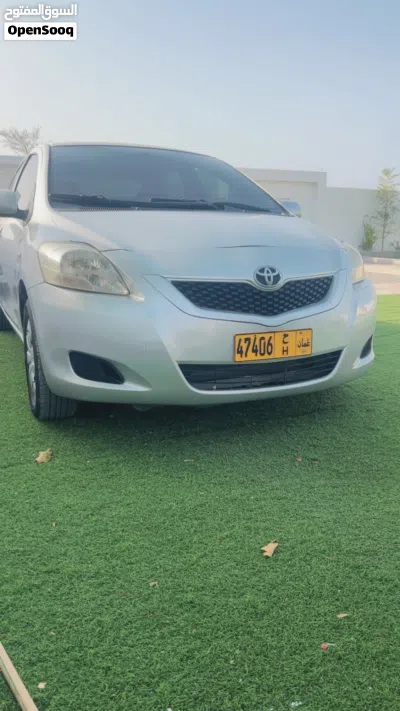 Toyota Yaris Y 3