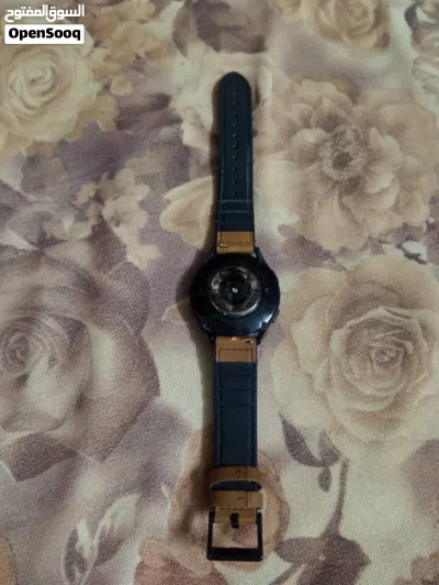 ساعة سامسونج Galaxy Watch 5 - حالة ممتازة مع 3 أحزمة إضافية 2
