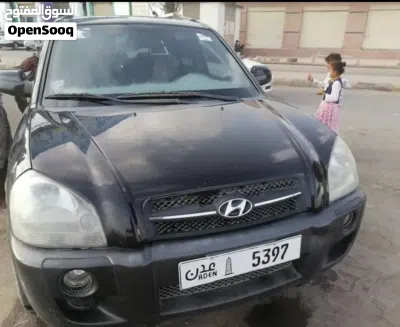 Hyundai Tucson GL 2
