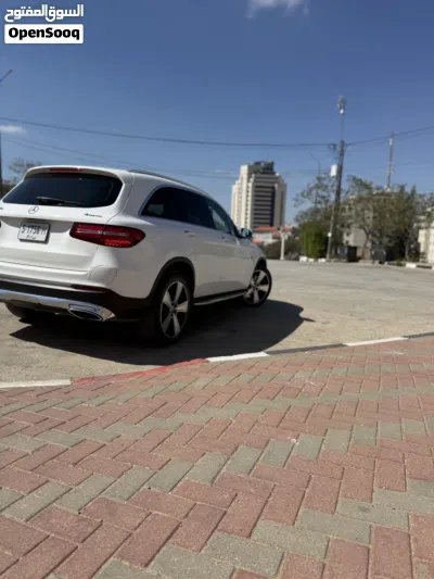 مرسيدس بنز الفئة-GLC GLC 350e 2