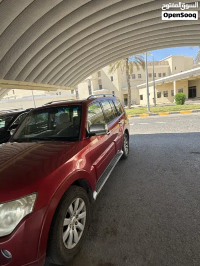 ميتسوبيشي باجيرو GLS 2