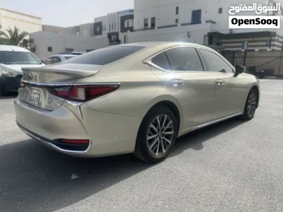 Lexus ES ES 250 3