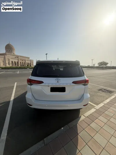 Toyota Fortuner Exclusive 3