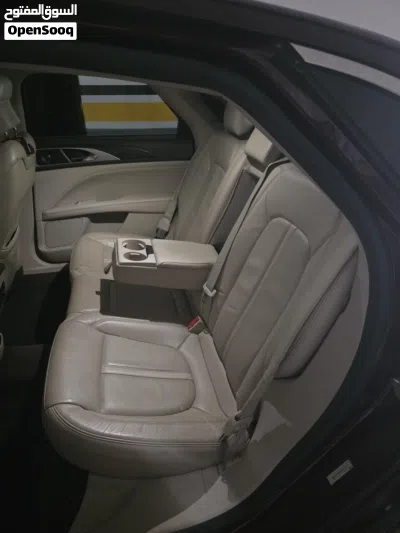 Lincoln MKZ Reserve 3