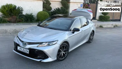 Toyota Camry LE 2
