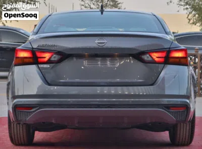 نيسان التيما S 4