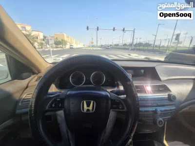 Honda Accord Standard 2