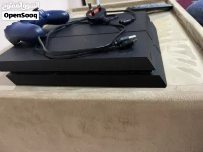 للبيع ps4 المواصفات تحت 4