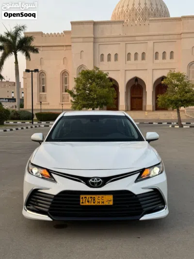 Toyota Camry LE 3