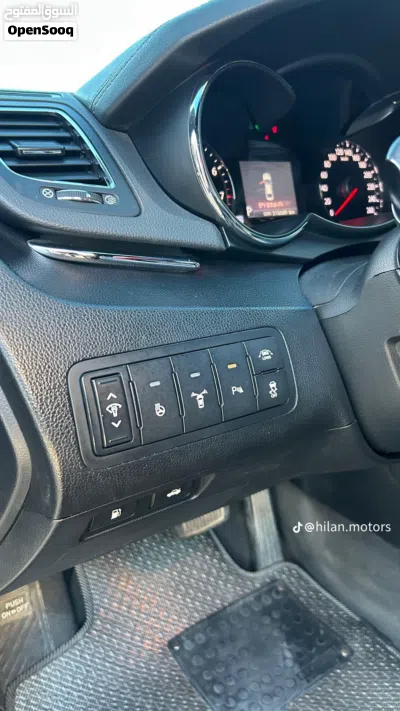 Kia Cadenza Limited 2