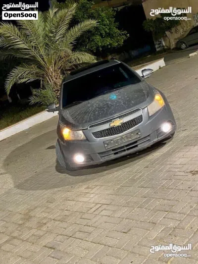 Chevrolet Cruze LT 4