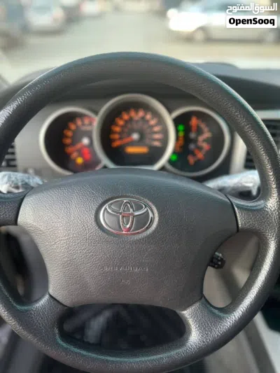 Toyota 4 Runner Limited 2