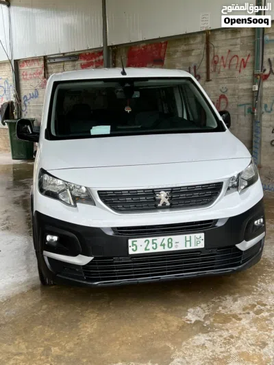 بيجو ريفتر Standard 2