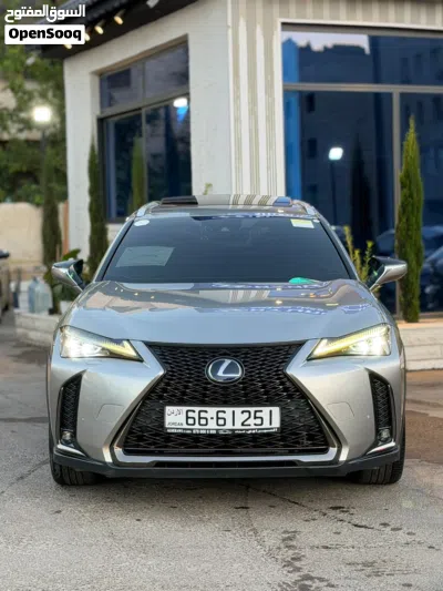 لكزس UX UX 300h F Sport Handling 3