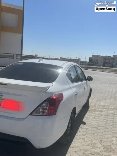 Nissan Sunny S 4