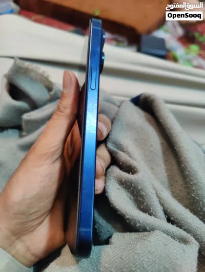 عرطه ايفون 15برو ماكس/ذاكره 512/شريحتين/ بطاريه 87 ركز شريحتين شبه جديد سعر 770 3