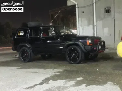Jeep Grand Cherokee Laredo 2