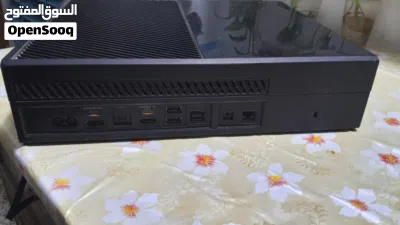 إكس بوكس ون فات نص تيره مستعمل وبي العاب 3