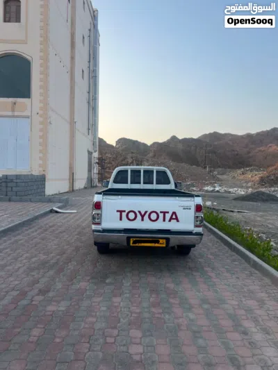 Toyota Hilux SR5 4
