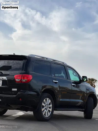 Toyota Sequoia Platinum 2