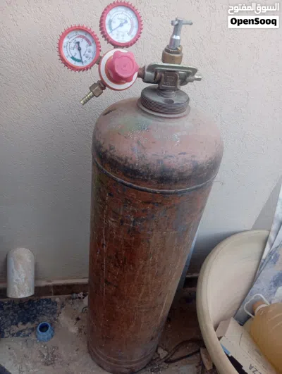 اسطوانة كربون بالساعة 3