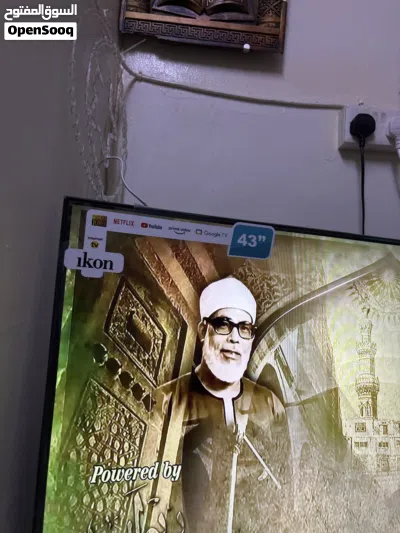 شاشه ايكون بي حاله ممتازه مع الضمان 2