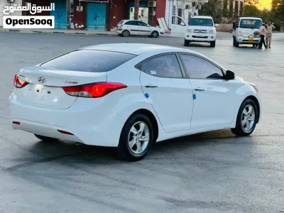 هيونداي افانتي SE 3