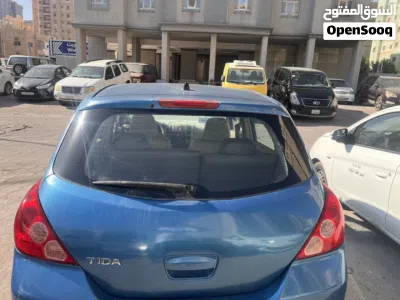 Nissan Tiida 3