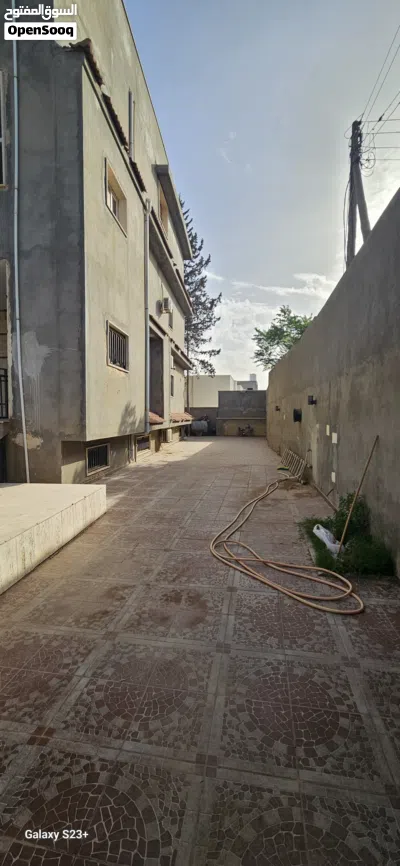 عمارة للبيع ثلاث دوار وريفودجو 2