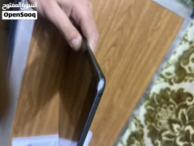 ايباد 9 ذاكره 64 لون مميز ما ما مبدل بي اي شي مع الكارتونه الاصليه بي مجال بسيط 4