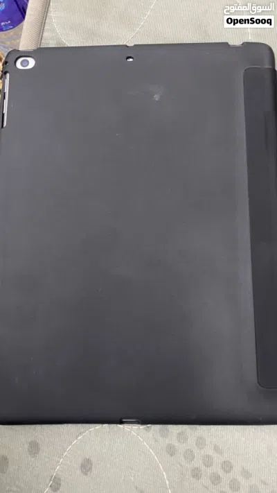 للبيع آيباد 6 4